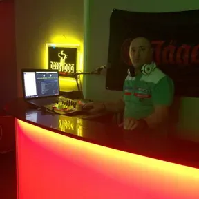dj vitor R