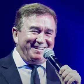 Amado Batista FM