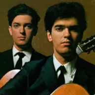 Miércoles de buena guitarra Nº 902 - Los hermanos Abreu como solistas - 23 de julio de 2025