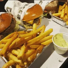 Radio Web Smoke Burger SP