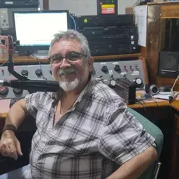 CLUB DEL CLAN CON HIRAM MORALES