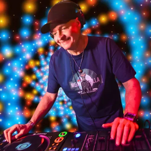 DJ Dan - Live At Alumni - 6-30-06 (Jim Hopkins Remaster)
