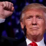 Трамп отказался от президентской зарплаты