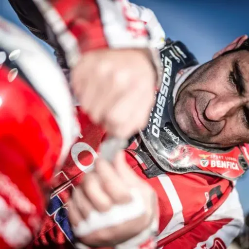 Paulo Gonçalves mais perto da vitória