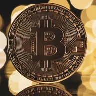 Tensión cambiaria antes de las elecciones en Argentina: el rol del oro y Bitcoin | Entrevista a Ulises Barreiro