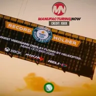 LISTEN: World’s Largest Playable Gaming Screen Carried by a Helicopter in Miami