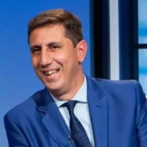 Tesoros Nuevos y Viejos