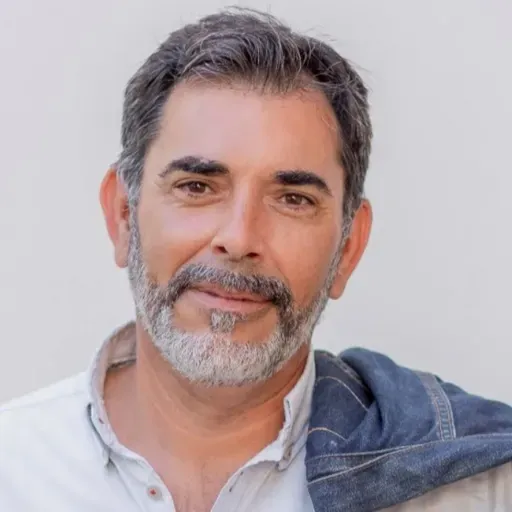 CLUB DE LECTURA T19C019 Víctor del Árbol acaba con su sicario (01/02/2026)