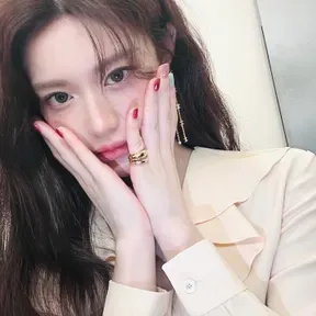 Elle FM