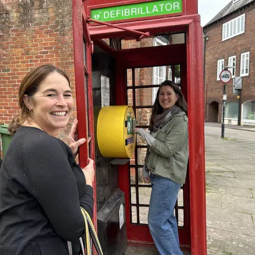 Defibrillator Refurb brings attention to CPR training