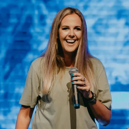 A Obra não pode parar! | Priscila Bolzan