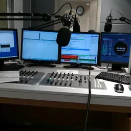 TuFiestaOnline Radio