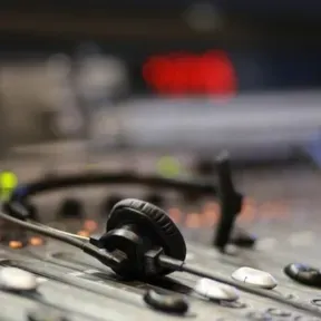 بازپخش برنامه‌ها
