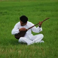 آواهای کم‌شنیده از دیروز تا امروز • ایمان صادق‌زاده