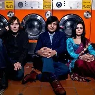 Brimful of Asha – Barmur plús harmur deilt með takmarkaleysi