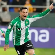 El Chimy se viste de héroe y mete al Betis en cuartos de final