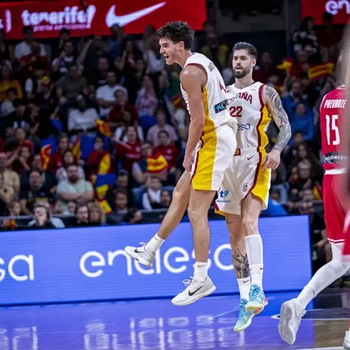 Tirando a Fallar: España sonríe y el caso del 'Mesías Obradovic'