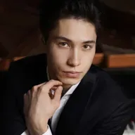 … il Pianoforte 226 recital Angel Stanislav Wang, pianoforte 