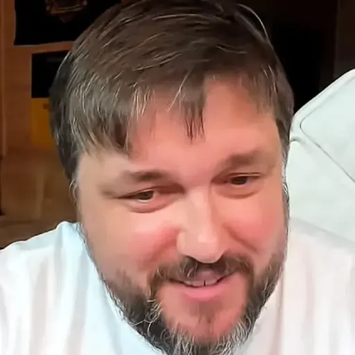 Аляксандр BalaganOff Рыкаў. Разам і назаўжды: як змяняецца стаўленне ўкраінцаў да беларусаў і Лукашэнкі?
