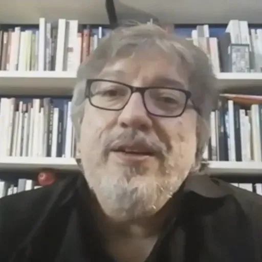 Entrevista con el escritor Sergio Olguín