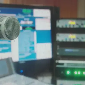 radio tu musica del momento