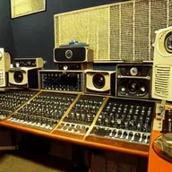 #340 História do rádio em 10 áudios curiosos