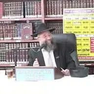 הרב  בנימין חותה : צובע בשבת בסיר טרמו-טאצ' ומשחת שיניים מחליפת צבע .