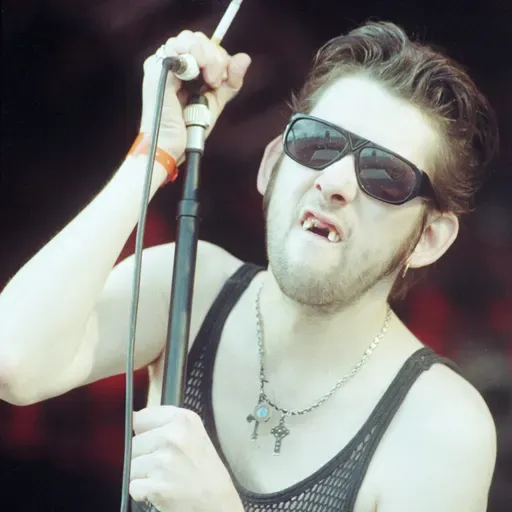 ‘Rockhistorier’ om Shane MacGowan: ”Han var sangskrivernes sangskriver’’