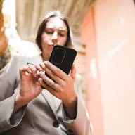 This labor market is ripe for job scams