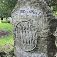 Patricio Cero sobre el concurso de obras póstumas.