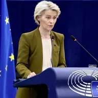 Auto, riprende il Dialogo strategico. Von der Leyen, 'combineremo neutralità tecnologica e transizione'
