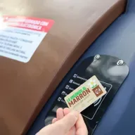 Chiclana comienza el proceso de implantación del contenedor marrón