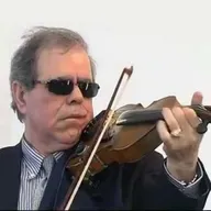 آواهای کم‌شنیده از دیروز تا امروز • عارف ابراهیم‌پور