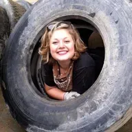 700 - Goldie Mariola (Death Doula/Earthship Captain)