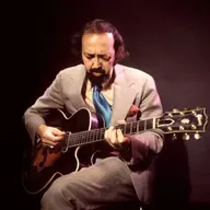 Barney Kessel, el guitarrista omnipresente y anónimo.