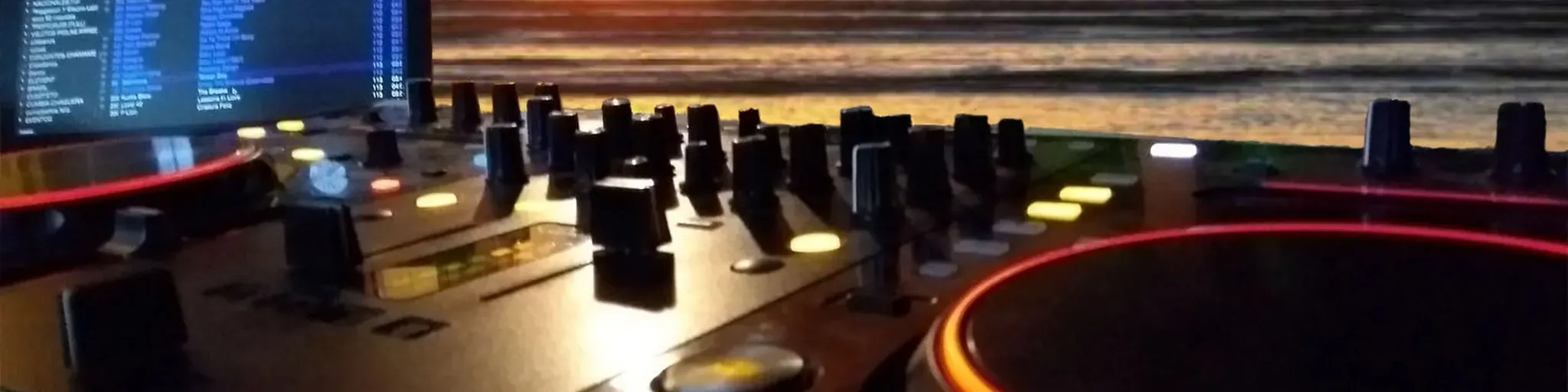MEGA DJ