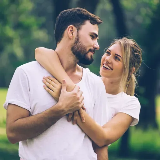 Cómo conocer Mujeres viajando con Daniel Raya de Hombre Alfa Top