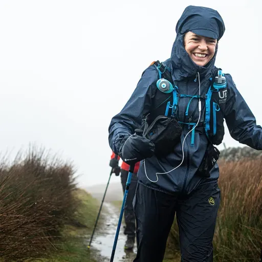 Robbie and Sophie Go Long: Spine Race & Terra De Gigantes