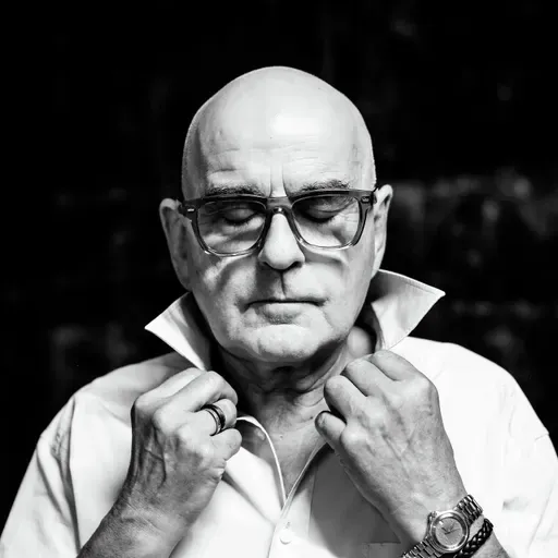 Ricardo Pais (parte 2): “Aos 80 anos vou-me despindo das pretensões inúteis e dessas sobras. Estou a trabalhar a minha cabeça como nunca fiz”