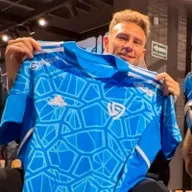 5. Miguel Layun y adidas nos presentan la Nueva armadura (o piel) de #19esports
