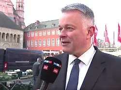 Gordon Schnieder: Messerkriminalität ist "zugewandertes Problem"