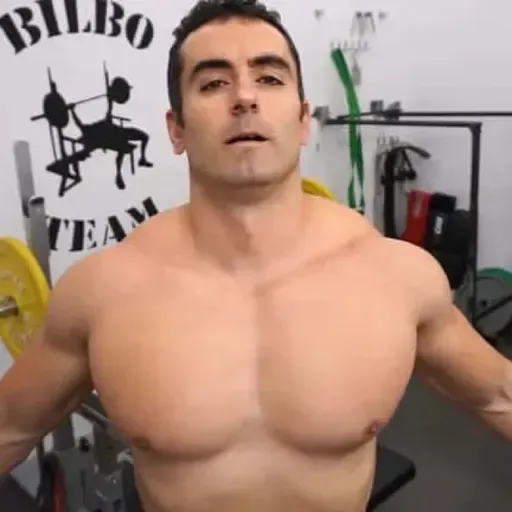 Cómo ganar mucho músculo y fuerza entrenando con poco peso (Método Bilbo)