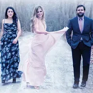 Neave Trio: La Mer