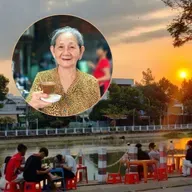 Quán cà phê vợt hơn nửa thế kỷ bên rạch Long Xuyên đông khách từ 5 giờ sáng