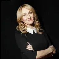 جی کی رولینگ، از خودکشی تا میلیاردر شدن