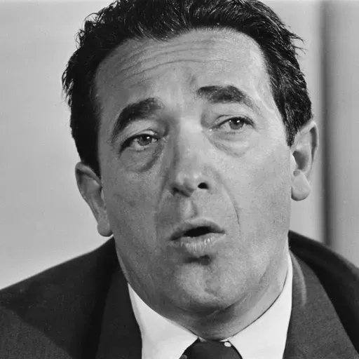 Robert Maxwell