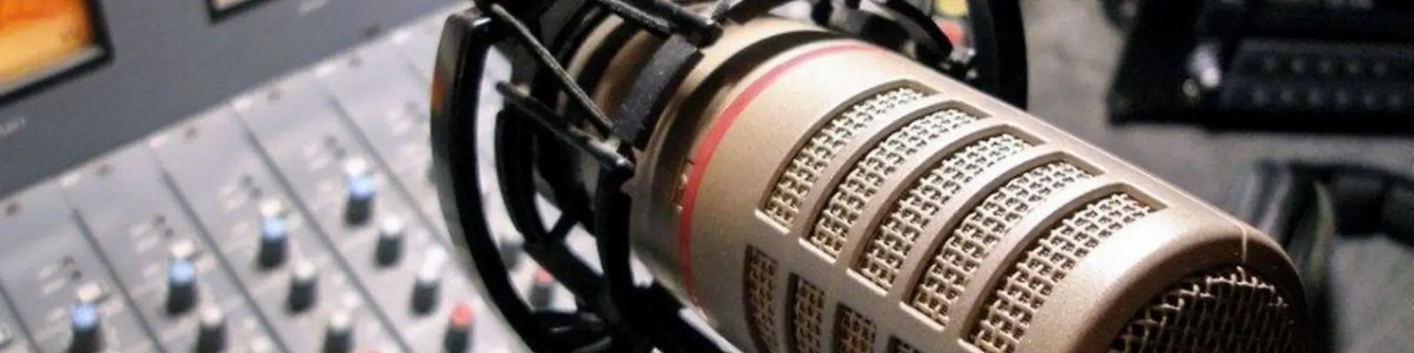 XPECTRO RADIO "CON MÁS FLOW"  | MADRID | La Radio del Reggaeton 24h