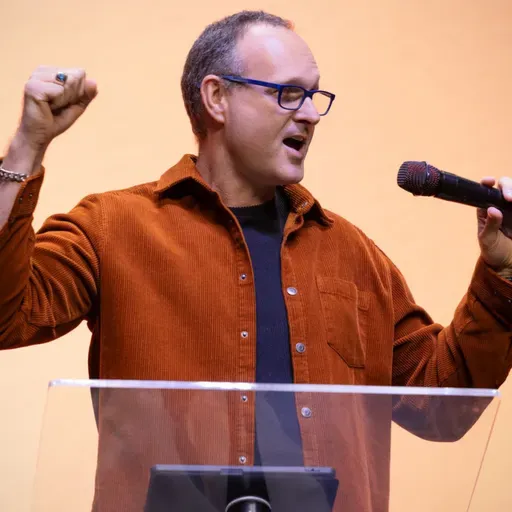 Ações Essenciais para os Pais // Aaron Helland