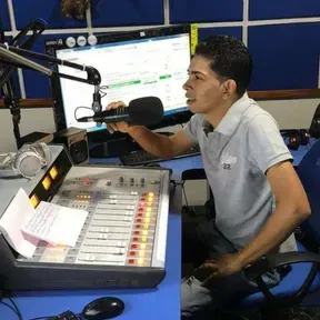 Suprema FM