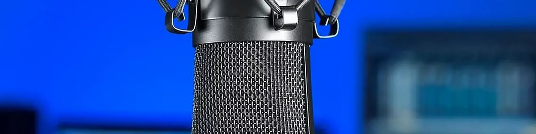 DWOM-FM 105 5